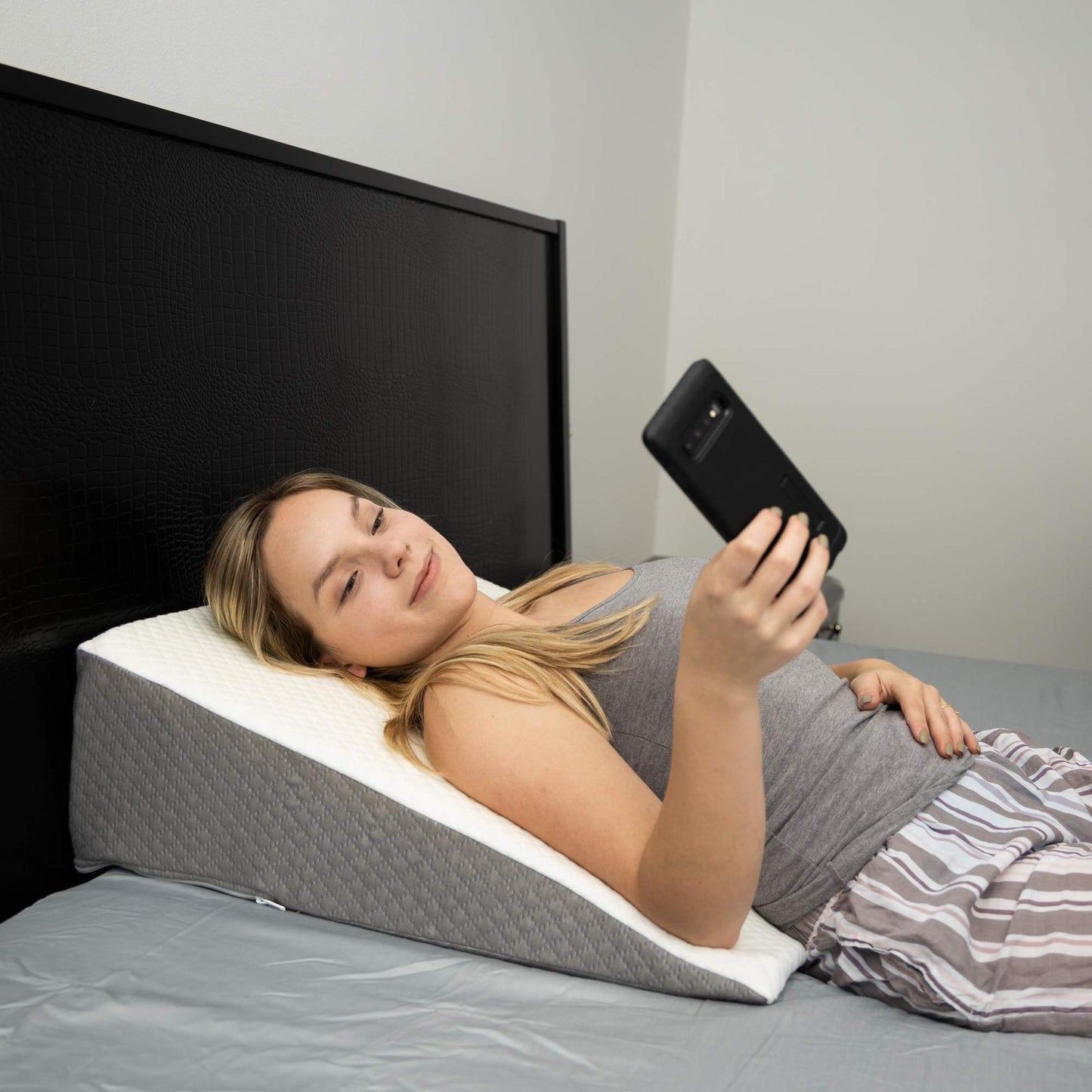 Triangle Wedge Memory Pillow
